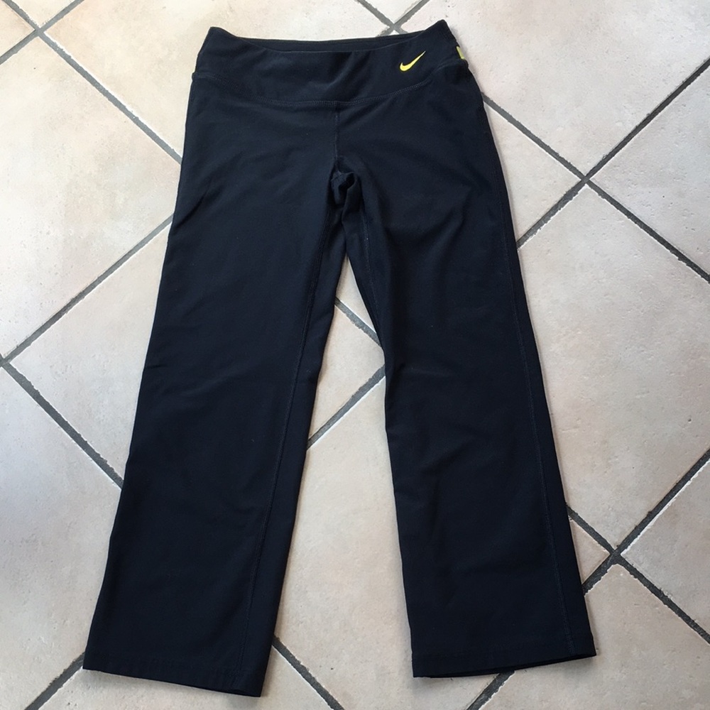 Nike dri-fit workout pants